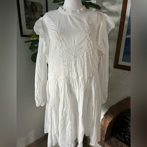 NWT ESME DRESS🫶 - Picture 2 of 4